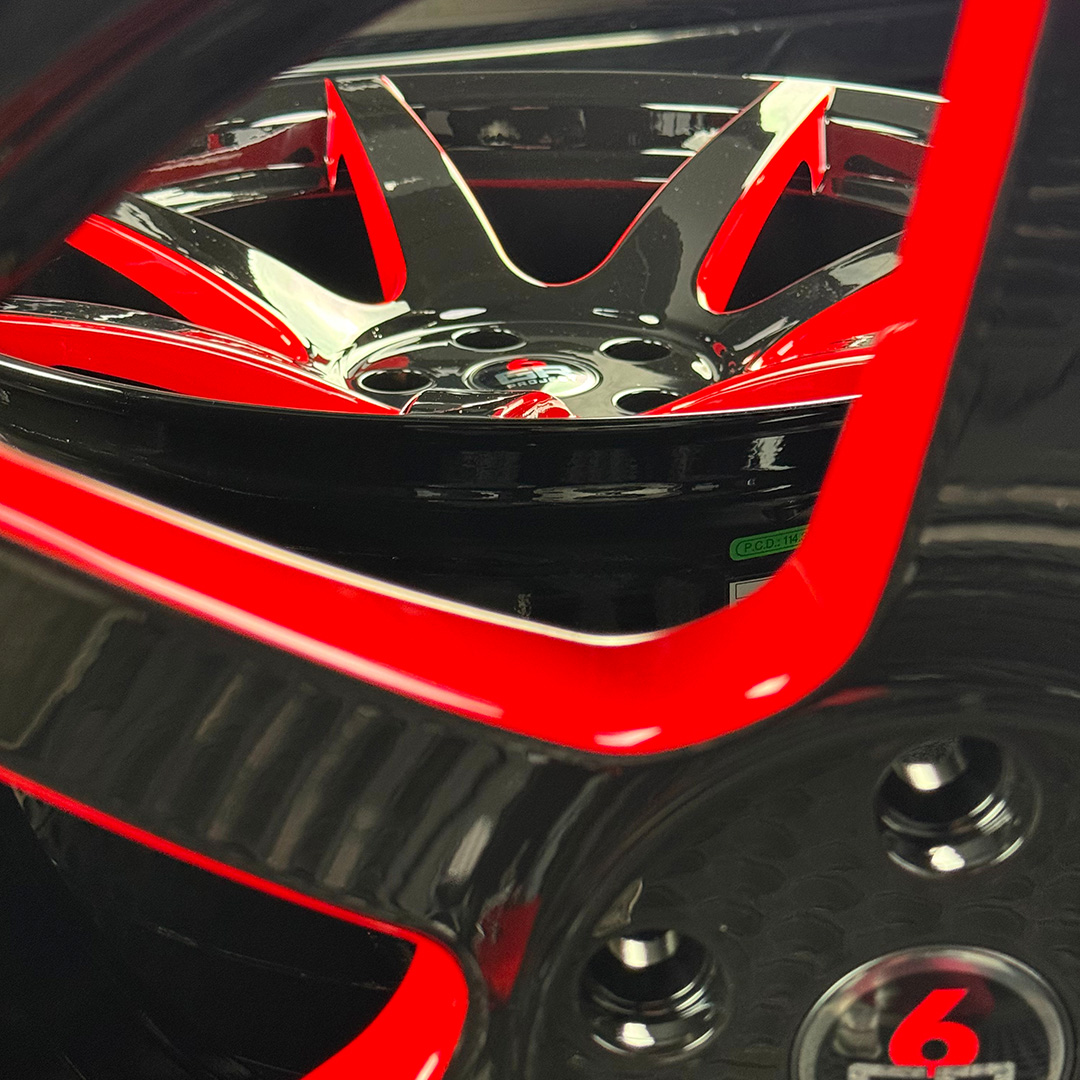 19 inch spun forged seven in gloss black with red windows for gt350, gt350r and s650 ford mustang with handling package