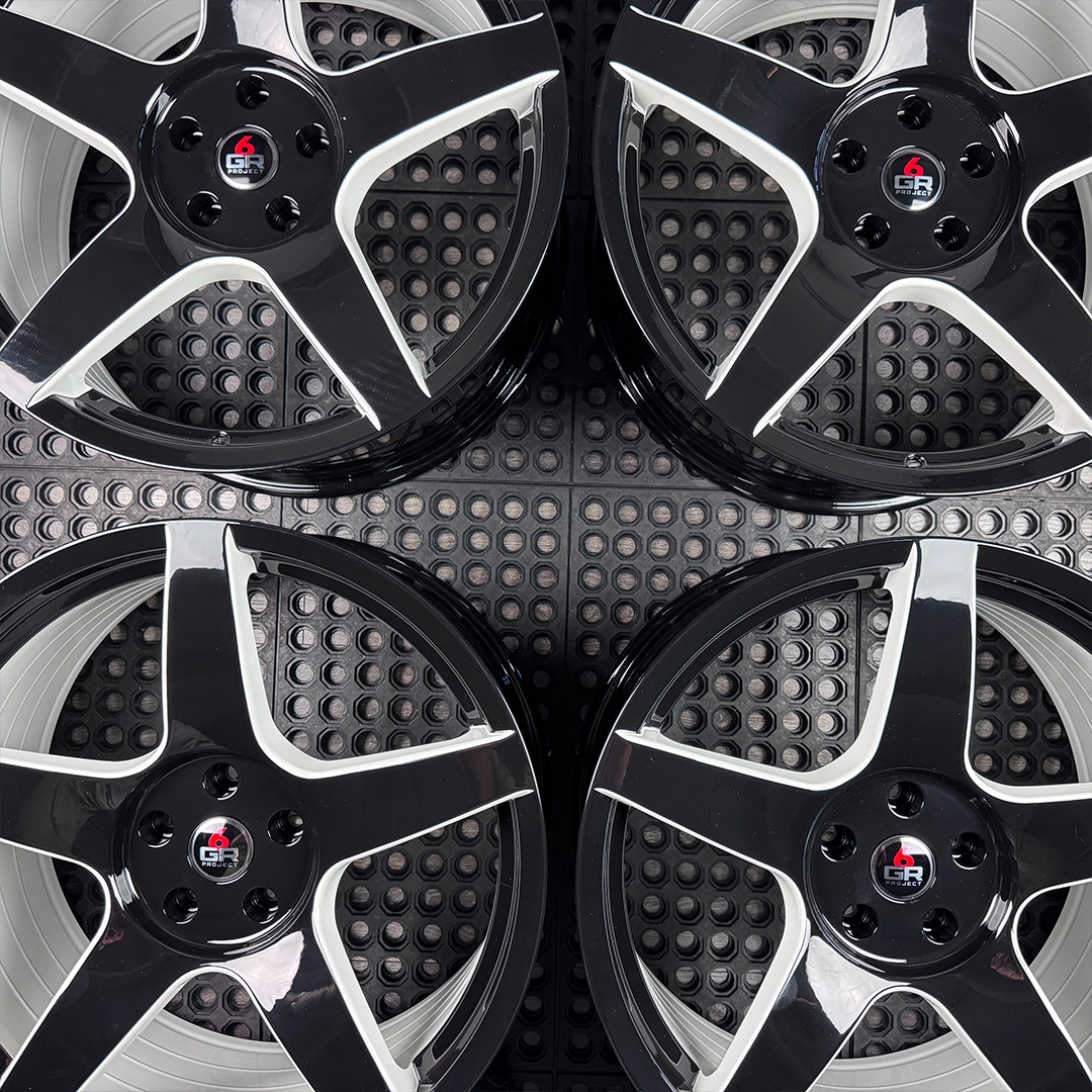 20 inch spun forged five in gloss black with white windows for s197, s550 and s650 ford mustangs