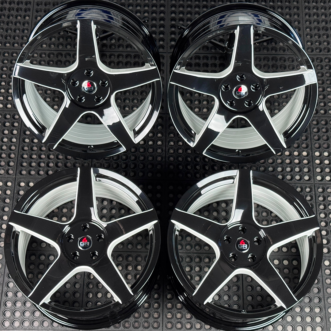 20 inch spun forged five in gloss black with white windows for s197, s550 and s650 ford mustangs