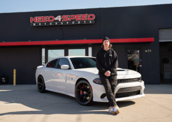 Connor aka Buttery Films Dodge Hellcat on Project 6GR Tens!!
