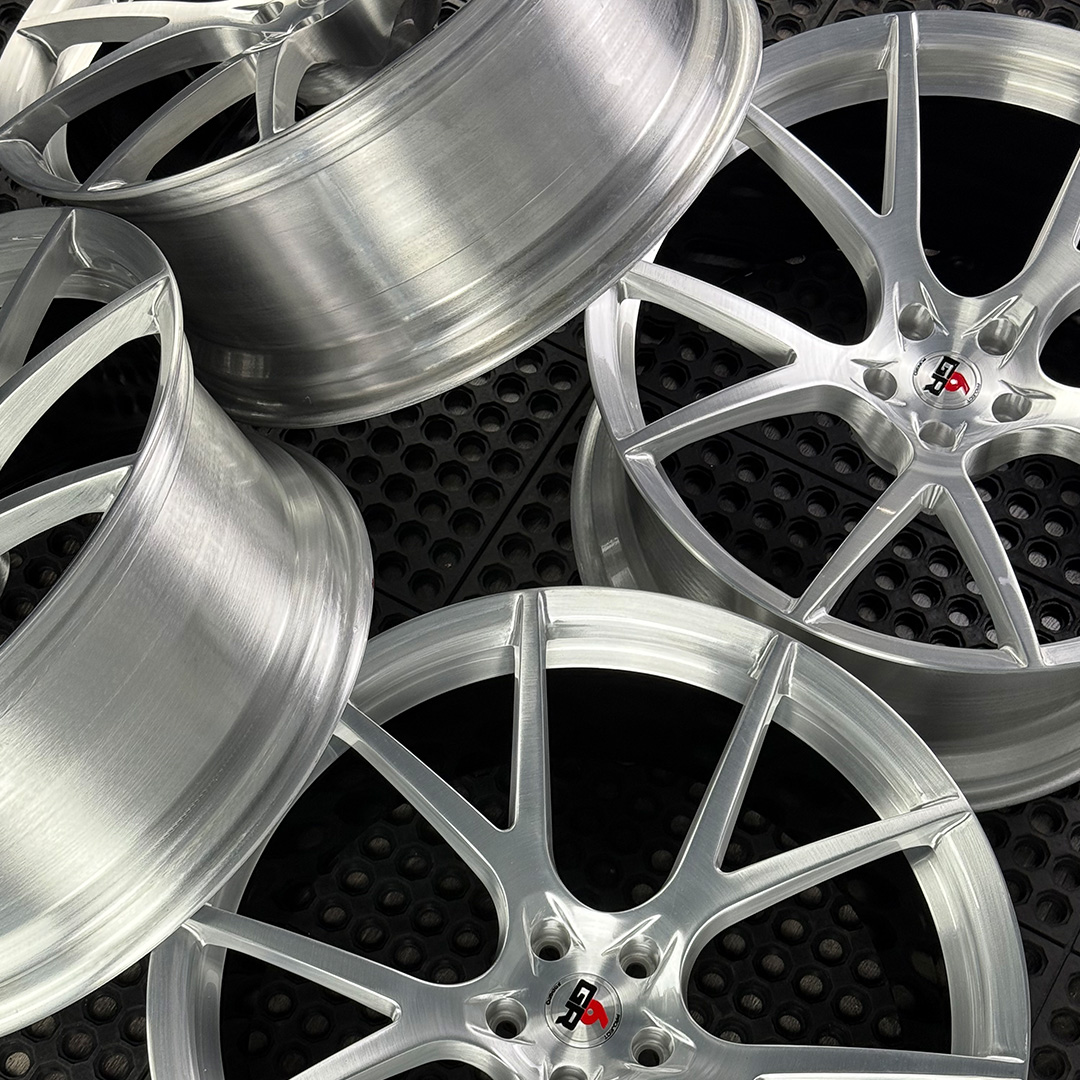 22 inch spun forged ten in brushed aluminum with gloss black barrels for g11 and g70 bmw 7 series