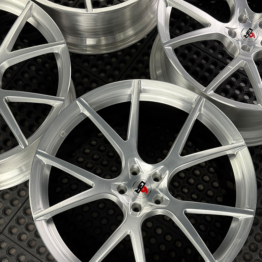 22 inch spun forged ten in brushed aluminum with gloss black barrels for g11 and g70 bmw 7 series