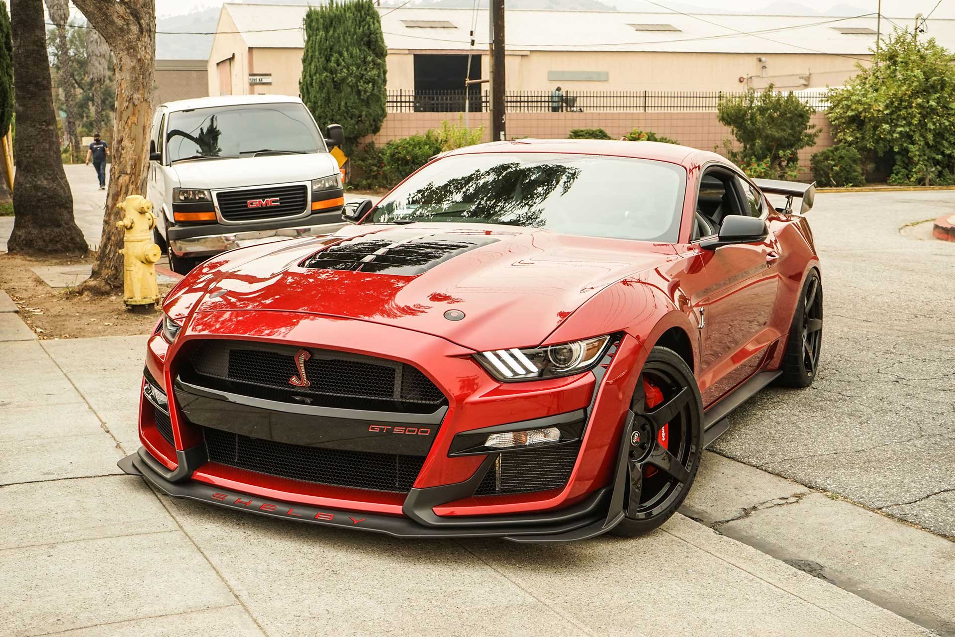 red s550 ford mustang shelby gt500 with project 6gr five wheels
