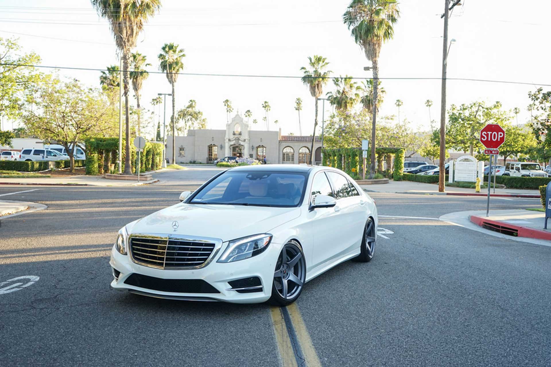 white mercedes benz s 550 with satin graphite project 6gr five wheels