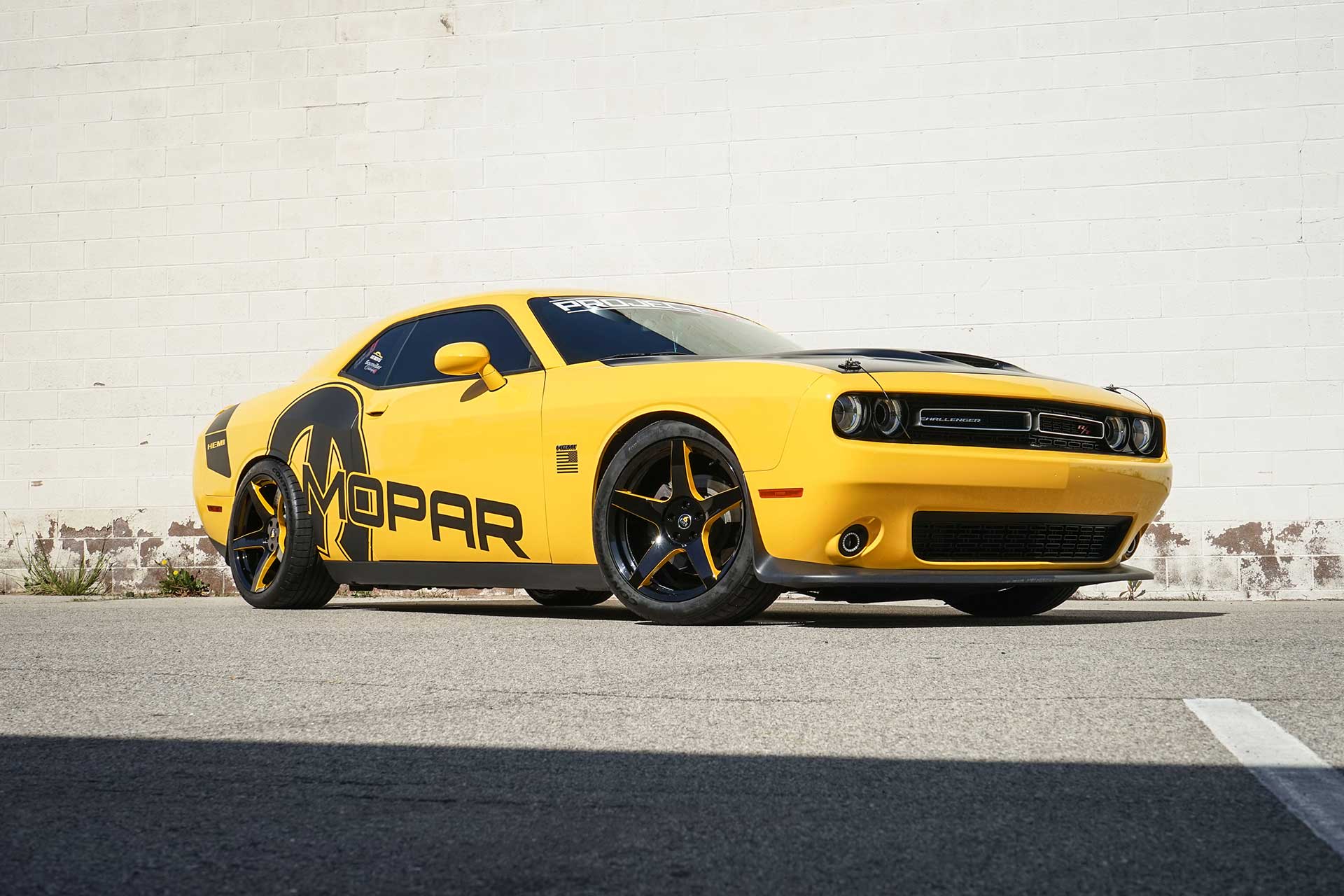 yellow dodge challenger rt with gloss black and yellow windows project 6gr five wheels